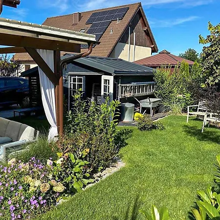 Vakantiehuis Lovely In With Wifi