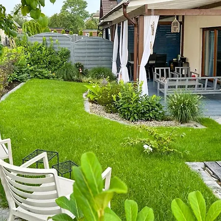 Vakantiehuis Lovely In With Wifi